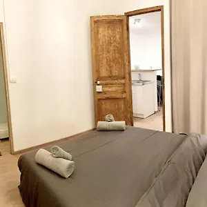 Superbe 16 Apartamento