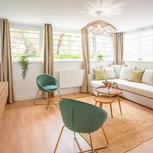  Apartment Cozy - Marais - Pelee