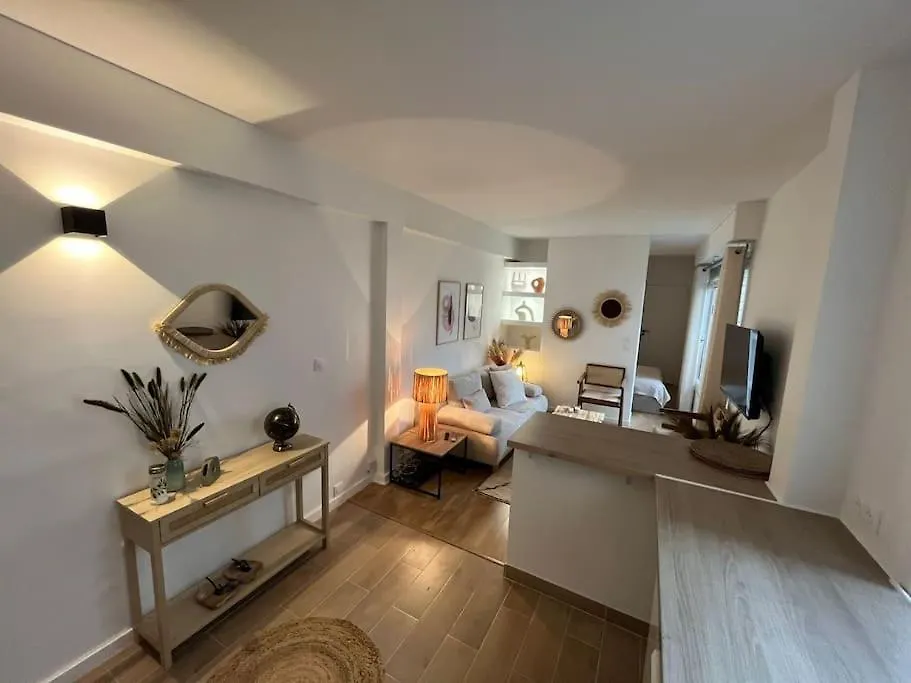 Cozy Modern Apartment - Paris